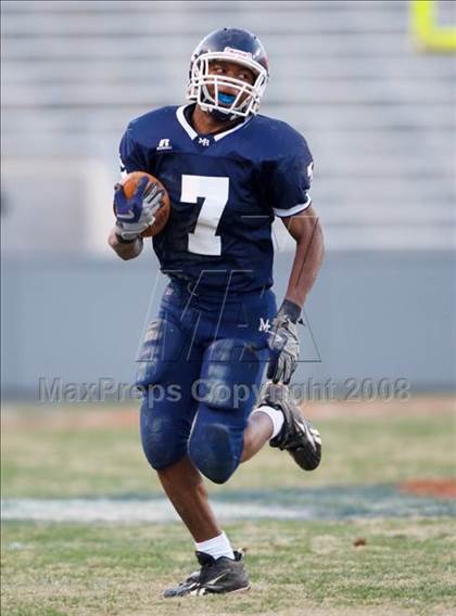 Thumbnail 3 in Mount Airy vs. Williamston (NCHSAA 1-A Football Final) photogallery.
