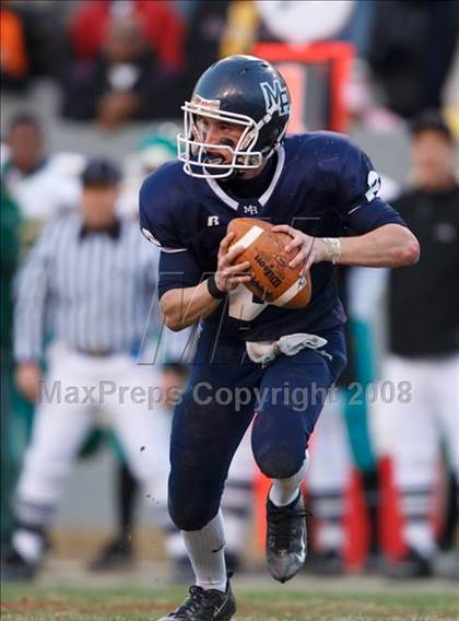 Thumbnail 3 in Mount Airy vs. Williamston (NCHSAA 1-A Football Final) photogallery.