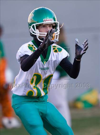 Thumbnail 3 in Mount Airy vs. Williamston (NCHSAA 1-A Football Final) photogallery.