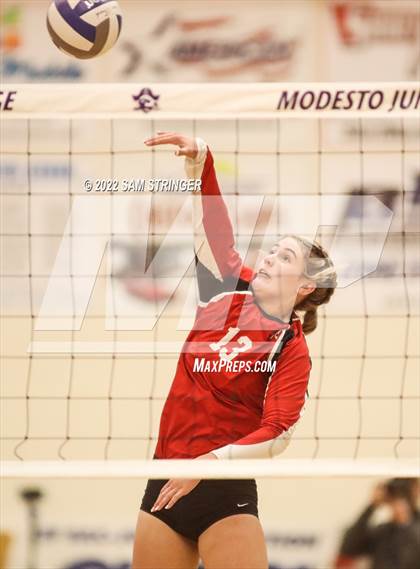 Thumbnail 2 in Ripon vs. Sonora (CIF SJS D4 Final) photogallery.