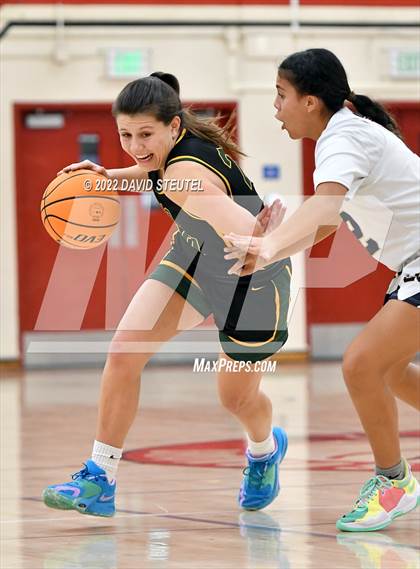 Thumbnail 1 in Rio Americano vs. Elk Grove (Lady Bronco Classic) photogallery.
