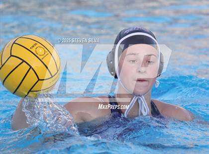 Thumbnail 3 in Palisades vs. Ramona (CIF SoCal Regional Division 3 Round 1) photogallery.