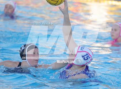 Thumbnail 2 in Palisades vs. Ramona (CIF SoCal Regional Division 3 Round 1) photogallery.