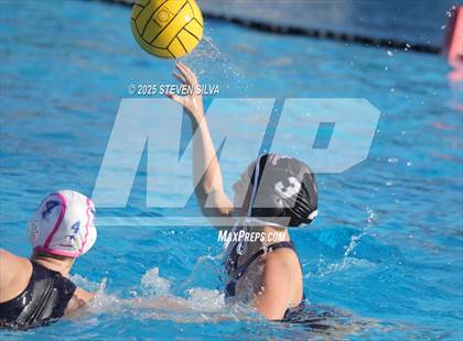 Thumbnail 2 in Palisades vs. Ramona (CIF SoCal Regional Division 3 Round 1) photogallery.