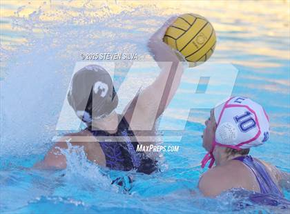 Thumbnail 3 in Palisades vs. Ramona (CIF SoCal Regional Division 3 Round 1) photogallery.