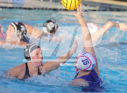 Thumbnail 1 in Palisades vs. Ramona (CIF SoCal Regional Division 3 Round 1) photogallery.