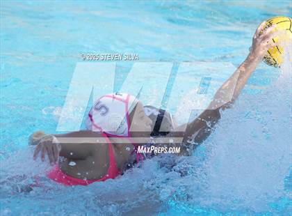 Thumbnail 1 in Palisades vs. Ramona (CIF SoCal Regional Division 3 Round 1) photogallery.