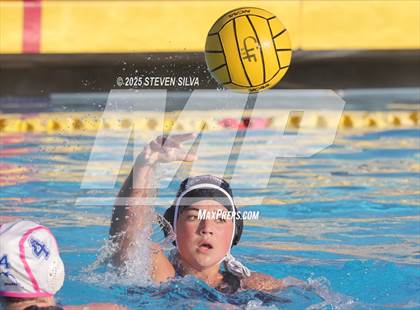 Thumbnail 1 in Palisades vs. Ramona (CIF SoCal Regional Division 3 Round 1) photogallery.