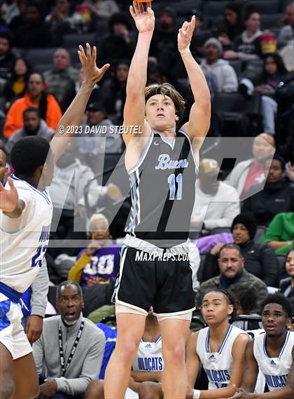 Thumbnail 2 in Buena vs. Oakland (CIF State D3 Final) photogallery.