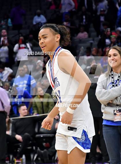 Thumbnail 2 in Buena vs. Oakland (CIF State D3 Final) photogallery.