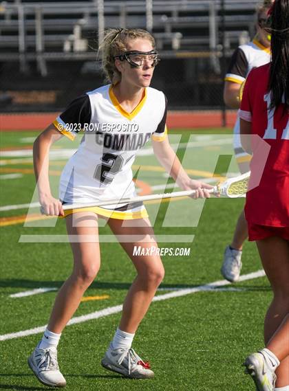 Thumbnail 1 in Smithtown East vs Commack photogallery.