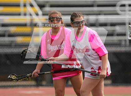 Thumbnail 2 in Smithtown East vs Commack photogallery.