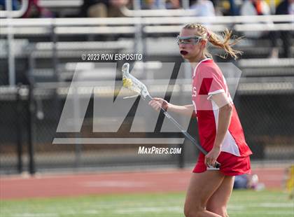 Thumbnail 2 in Smithtown East vs Commack photogallery.