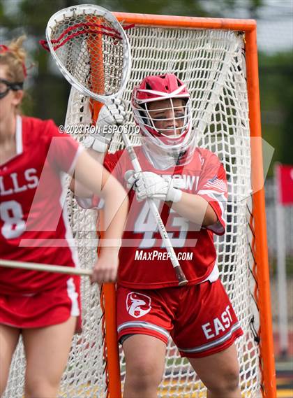 Thumbnail 1 in Smithtown East vs Commack photogallery.