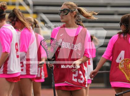 Thumbnail 1 in Smithtown East vs Commack photogallery.