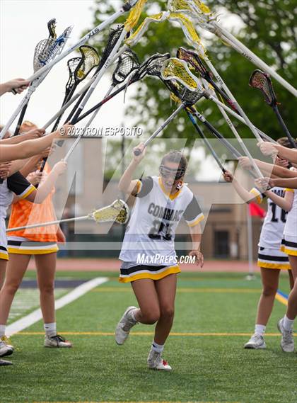 Thumbnail 1 in Smithtown East vs Commack photogallery.