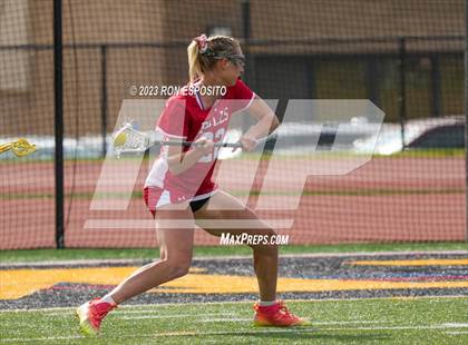 Thumbnail 2 in Smithtown East vs Commack photogallery.