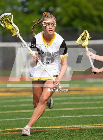 Thumbnail 1 in Smithtown East vs Commack photogallery.