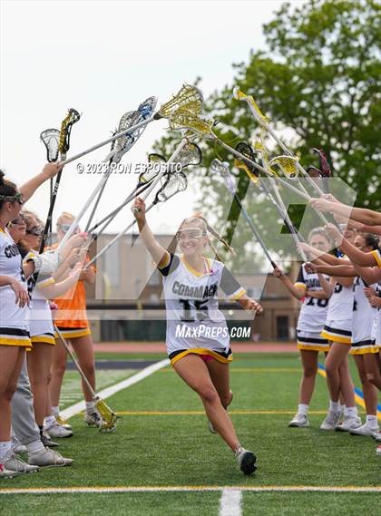 Thumbnail 1 in Smithtown East vs Commack photogallery.