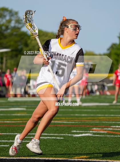 Thumbnail 1 in Smithtown East vs Commack photogallery.