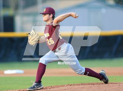 Thumbnail 1 in Valley Christian vs Maranatha photogallery.