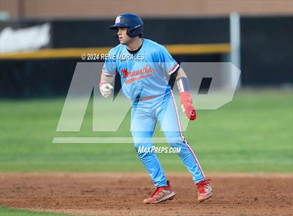 Thumbnail 3 in Valley Christian vs Maranatha photogallery.