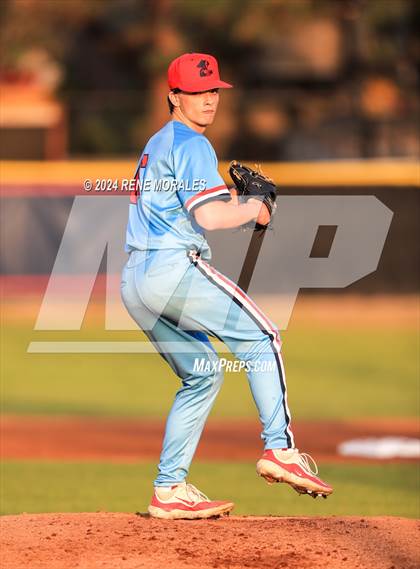 Thumbnail 1 in Valley Christian vs Maranatha photogallery.