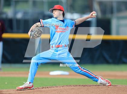 Thumbnail 2 in Valley Christian vs Maranatha photogallery.