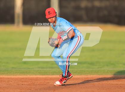 Thumbnail 1 in Valley Christian vs Maranatha photogallery.