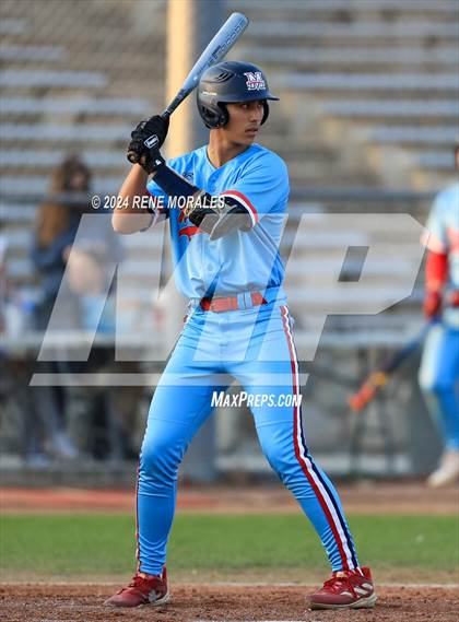 Thumbnail 3 in Valley Christian vs Maranatha photogallery.