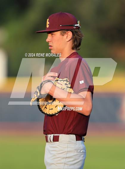 Thumbnail 2 in Valley Christian vs Maranatha photogallery.