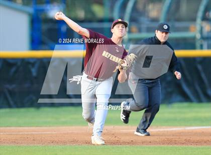 Thumbnail 3 in Valley Christian vs Maranatha photogallery.