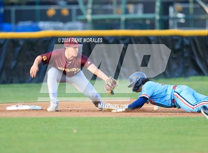 Thumbnail 1 in Valley Christian vs Maranatha photogallery.