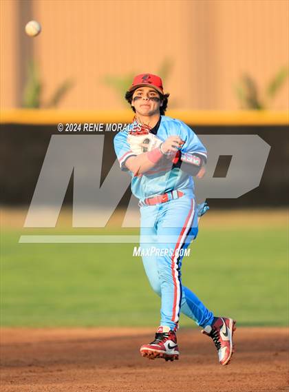 Thumbnail 1 in Valley Christian vs Maranatha photogallery.
