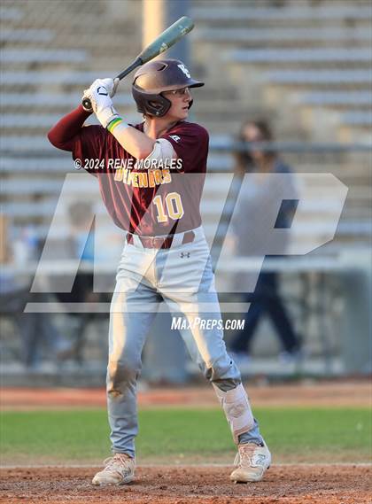 Thumbnail 2 in Valley Christian vs Maranatha photogallery.