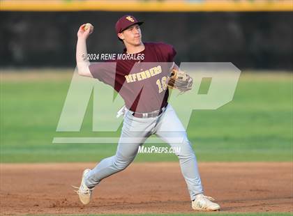 Thumbnail 3 in Valley Christian vs Maranatha photogallery.