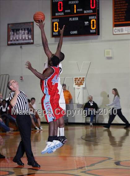 Thumbnail 1 in Fulton vs Austin-East (D3-AA Semifinals) photogallery.