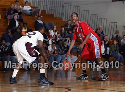 Thumbnail 2 in Fulton vs Austin-East (D3-AA Semifinals) photogallery.