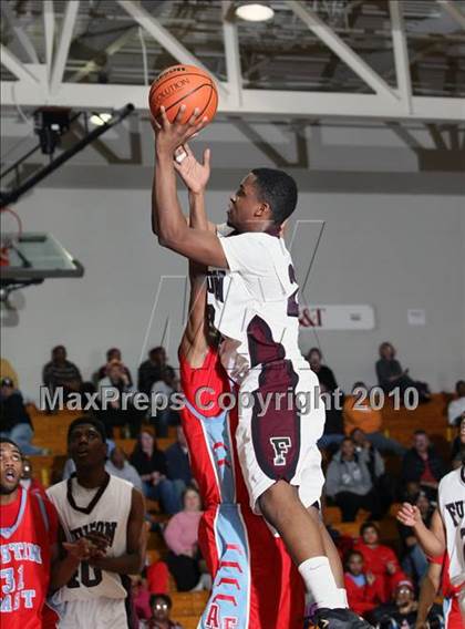 Thumbnail 1 in Fulton vs Austin-East (D3-AA Semifinals) photogallery.
