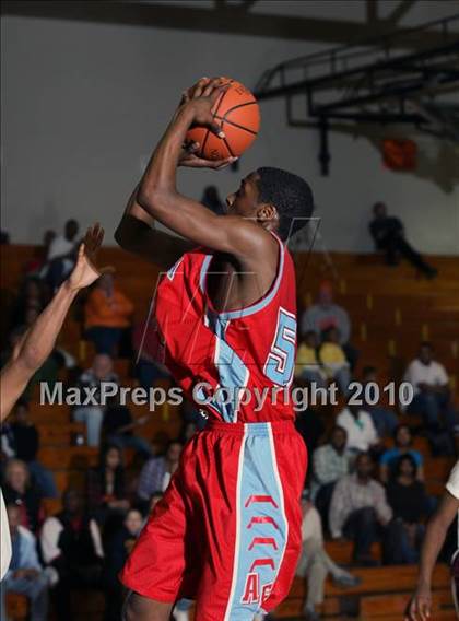 Thumbnail 2 in Fulton vs Austin-East (D3-AA Semifinals) photogallery.