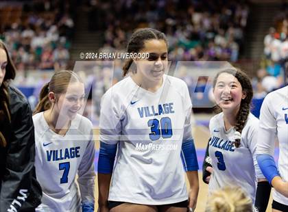Thumbnail 1 in Village vs. Platte Valley (CHSAA 3A Round 3) photogallery.