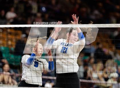 Thumbnail 1 in Village vs. Platte Valley (CHSAA 3A Round 3) photogallery.