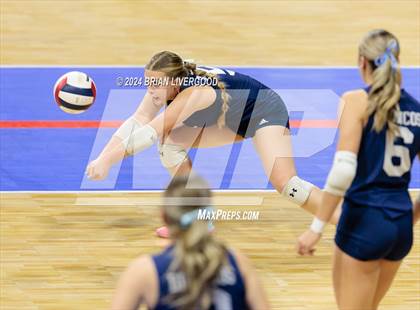 Thumbnail 3 in Village vs. Platte Valley (CHSAA 3A Round 3) photogallery.