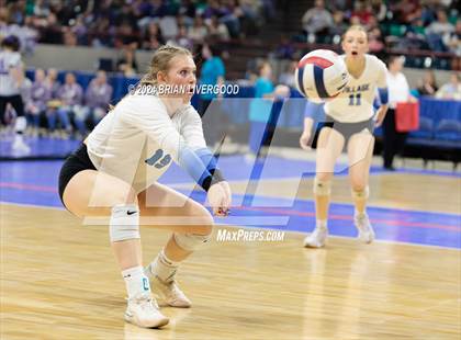 Thumbnail 3 in Village vs. Platte Valley (CHSAA 3A Round 3) photogallery.