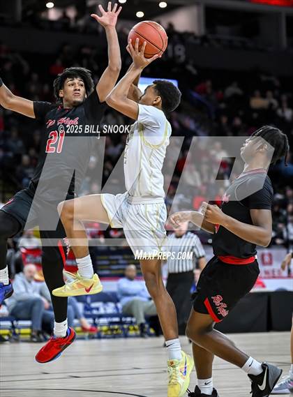 Thumbnail 2 in Reading @ Berks Catholic (BCIAA Semifinal) photogallery.