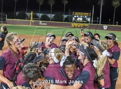 Thumbnail 2 in Hamilton vs. Pinnacle (AIA D1 Final Awards Photos) photogallery.
