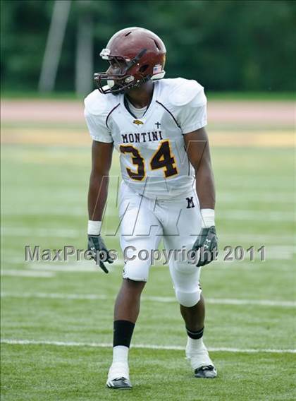 Thumbnail 3 in Montini @ Loyola Academy photogallery.
