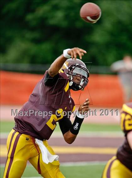 Thumbnail 2 in Montini @ Loyola Academy photogallery.