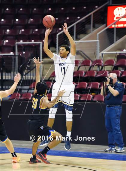 Thumbnail 3 in Phoenix Country Day vs. Yuma Catholic (AIA D4 Final) photogallery.