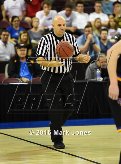 Thumbnail 2 in Phoenix Country Day vs. Yuma Catholic (AIA D4 Final) photogallery.